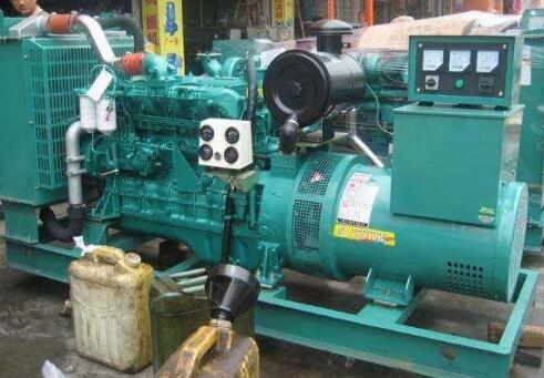 潮阳冬季启动柴油发电机时,如何避免电瓶过度放电?